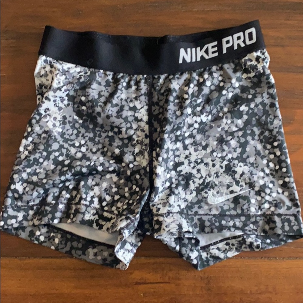 Nike pro short